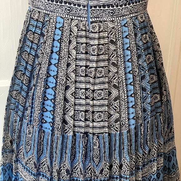 🌸7.  J.Crew silk size 4 silk 
Designer collection - Picture 3 of 11